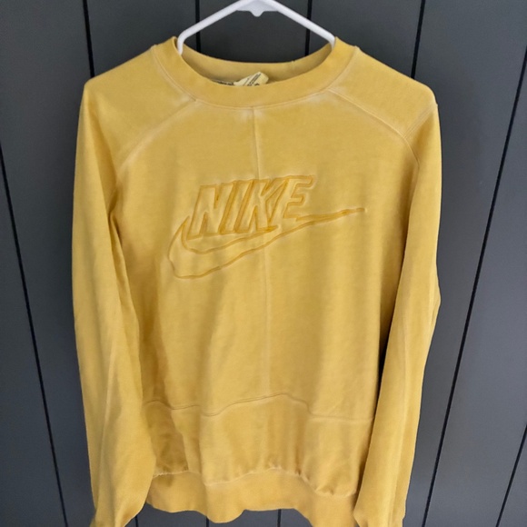 Nike Sportswear Revival Jersey Crew Neck Yellow - Picture 1 of 3